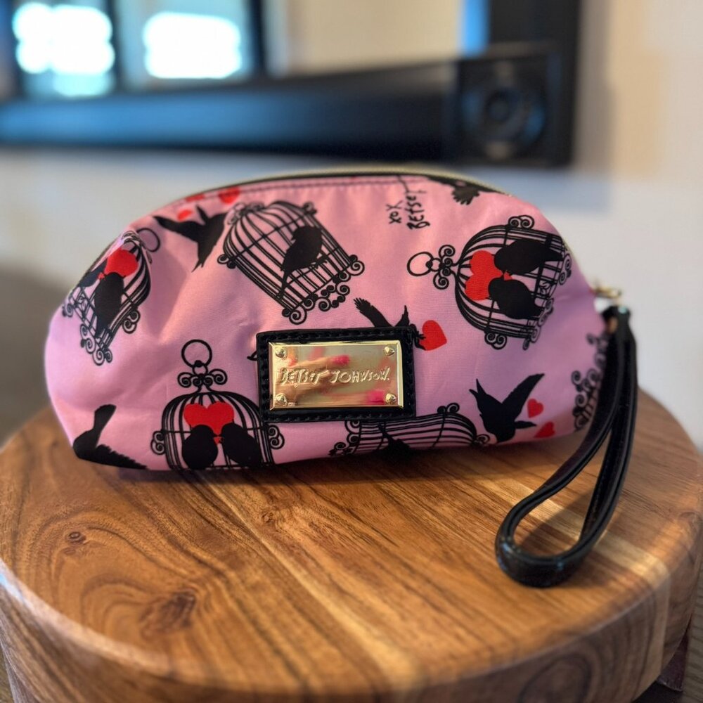 Betsey Johnson Pink Love Birds & Hearts Wristlet Purse / Small Bag